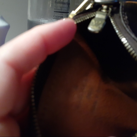 Louis Vuitton Pochette Papillon - Picture 8 of 8